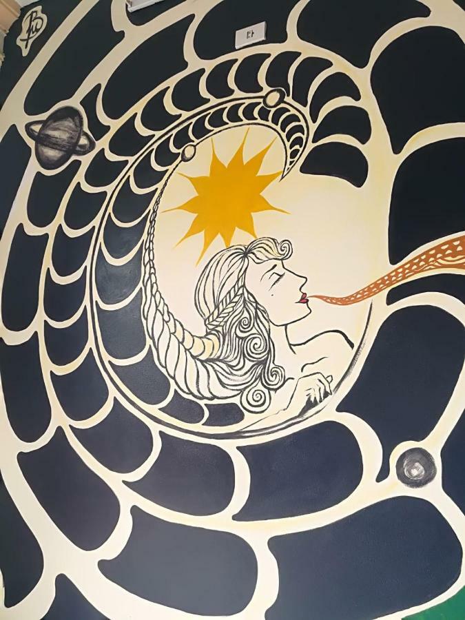 Hoa Luan Hostel Ниньбинь Экстерьер фото
