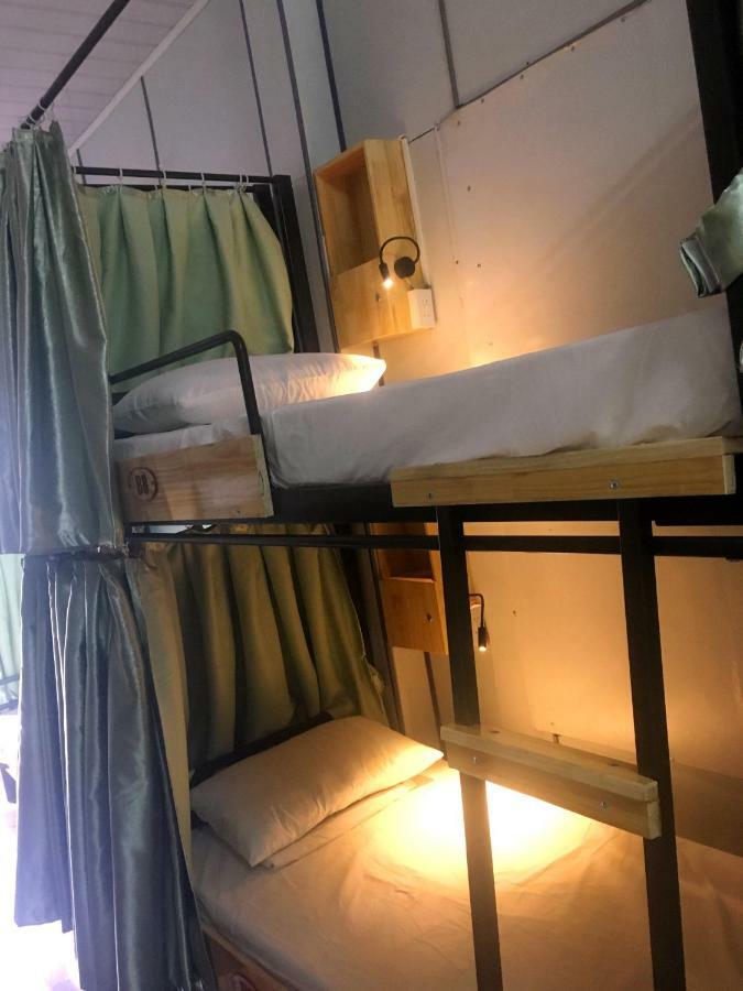 Hoa Luan Hostel Ниньбинь Экстерьер фото
